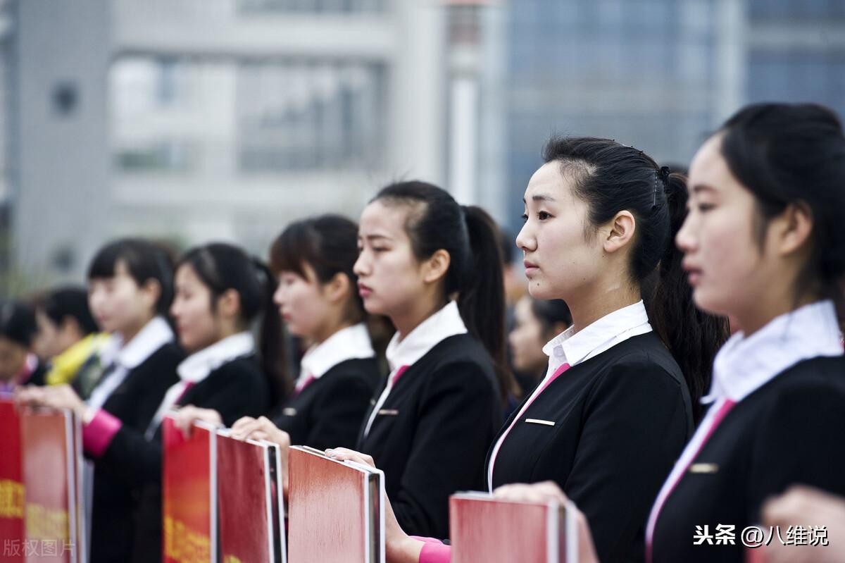 2025年全年資料免費大全優勢,迈向未来，探索2025年全年資料免費大全的優勢